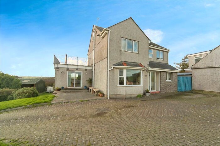 6 Bedroom Detached House For Sale In Pencraigwen, Llannerch-Y-Medd, Isle Of Anglesey, Sir Ynys Mon, LL71