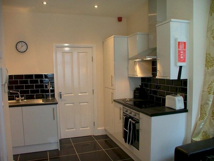 1 Bedroom Flat To Rent In Exchange Court, Hull, HU1