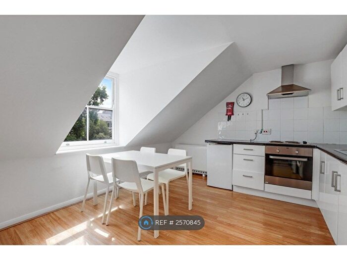 1 Bedroom Flat To Rent In Wickham Road, London, SE4