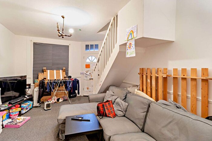2 Bedroom Terraced House For Sale In Chesthunte Road, London, N17