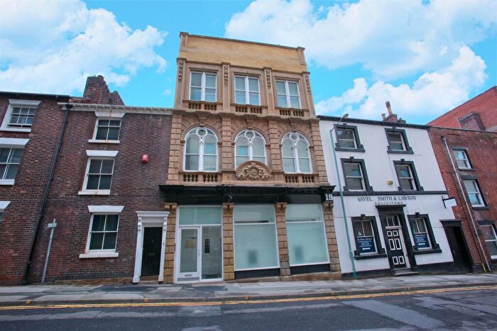 2 Bedroom Apartment To Rent In Apt Bank Street, City Centre, S1