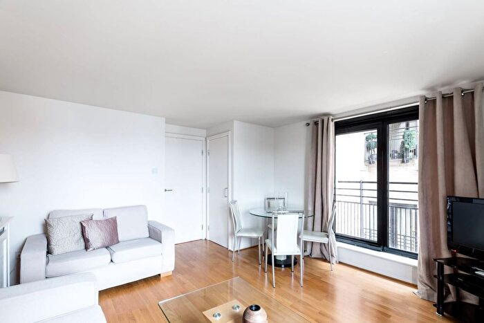 1 Bedroom Flat To Rent In Cromwell Road, South Kensington, London, SW7