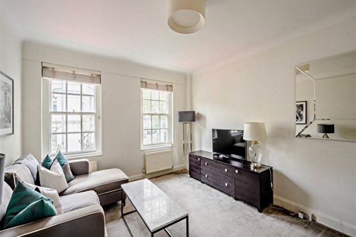 2 Bedroom Flat To Rent In Fulham Road, London, SW3