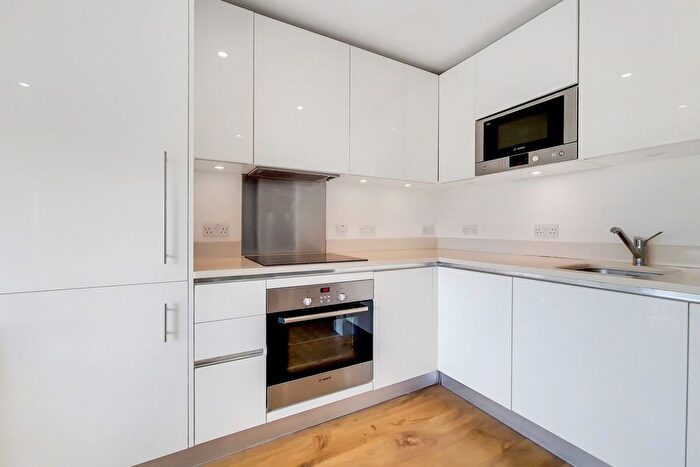Studio To Rent In Warehouse Court, Woolwich Riverside, London, SE18