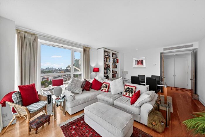 2 Bedroom Apartment To Rent In Canary Riverside, Westferry Circus, E14
