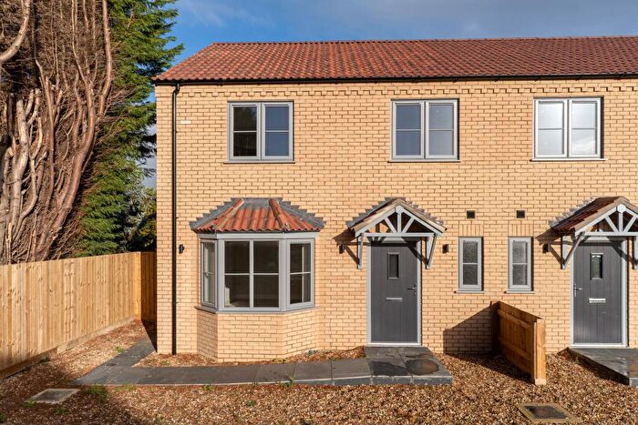 3 Bedroom Semi-Detached House For Sale In Back Road, Gorefield ( Bedroom), PE13