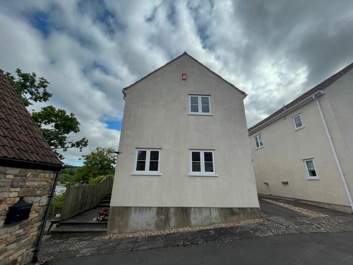 3 Bedroom Detached House To Rent In Ham Green, Bristol, BS20