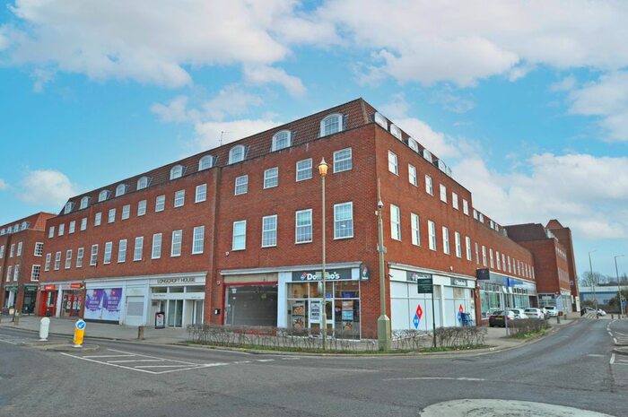 1 Bedroom Flat To Rent In Longcroft House, Welwyn Garden City, AL8