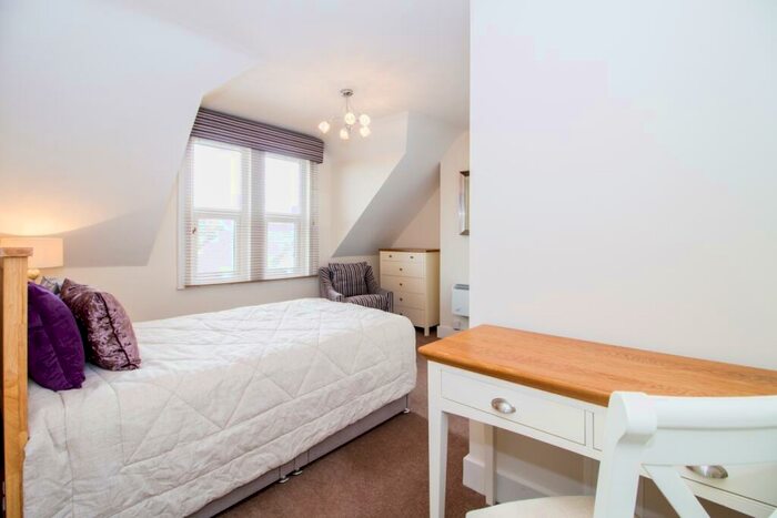 Studio To Rent In Woodstock Road, Oxford, OX2