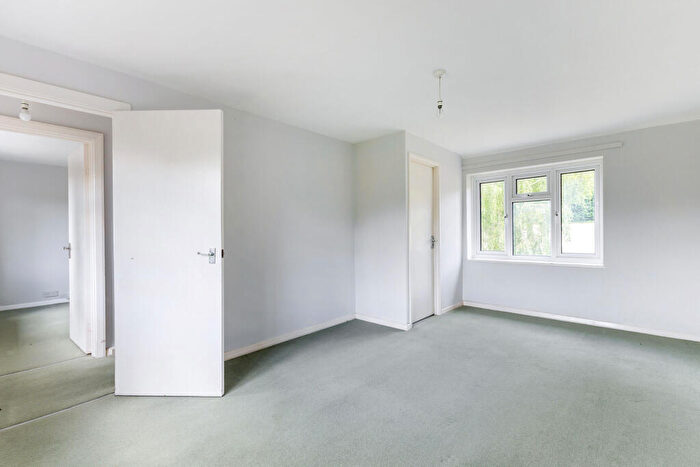 2 Bedroom Cottage For Sale In Hay Place Lane, Binsted, GU34