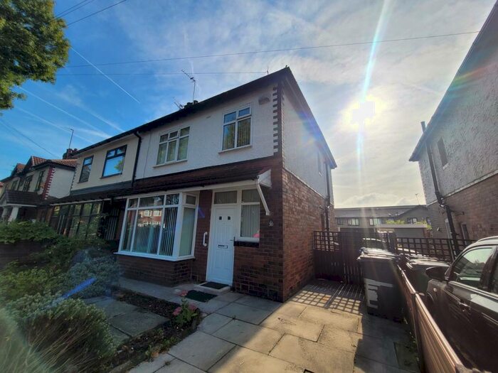3 Bedroom Property To Rent In Bury Road, Radcliffe, Manchester, M26