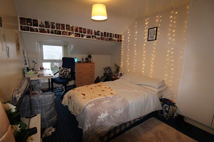 9 Bedroom Terraced House To Rent In Cardigan Road, Leeds, West Yorkshire, LS6