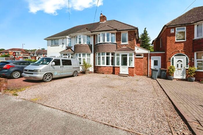 3 Bedroom Semi-Detached House To Rent In George Road, Sutton Coldfield, B73