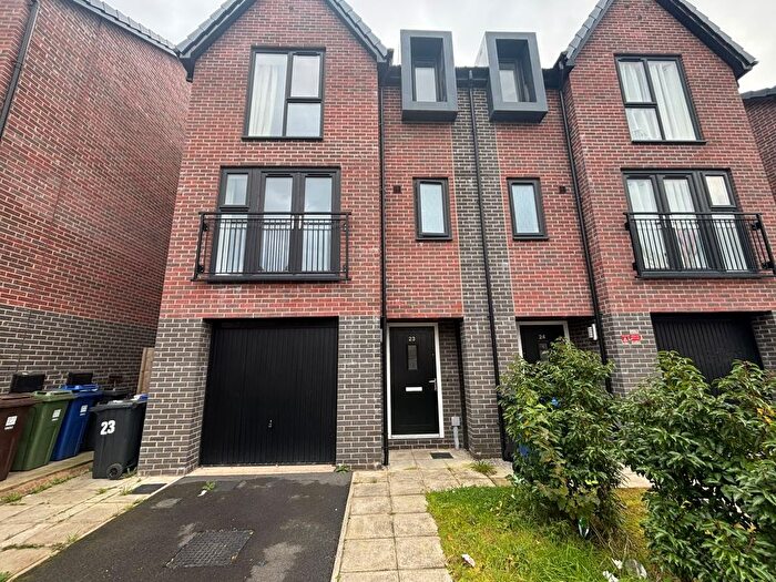 3 Bedroom Semi Detached House To Rent In Guardsman Tony Downes Way, Manchester, M43