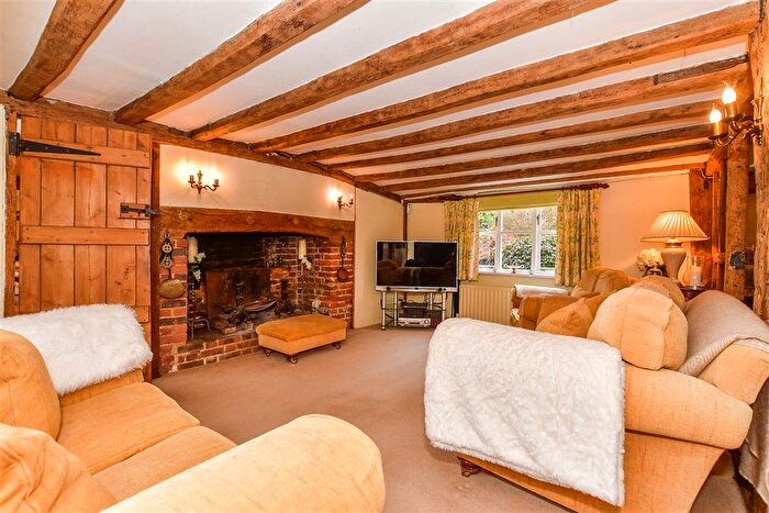 4 Bedroom Detached House For Sale In Hatmill Lane, Brenchley, Tonbridge, Kent, TN12
