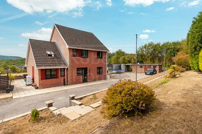 4 Bedroom Detached House For Sale In Palleg Road, Lower Cwmtwrch, Swansea, SA9