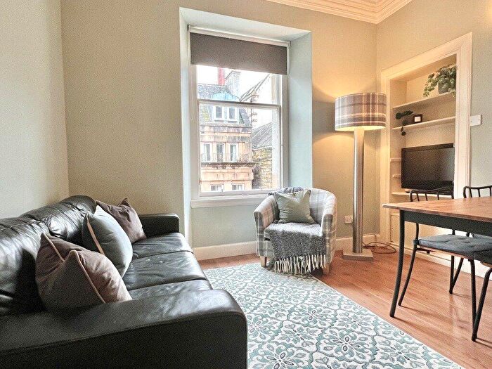 2 Bedroom Flat To Rent In Gayfield Street, Edinburgh, EH1