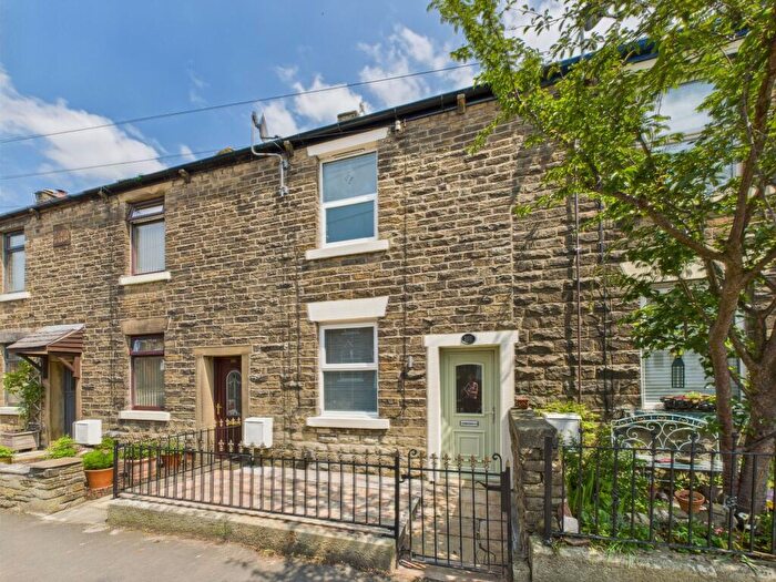 2 Bedroom Terraced House For Sale In Low Leighton Road, New Mills, SK22