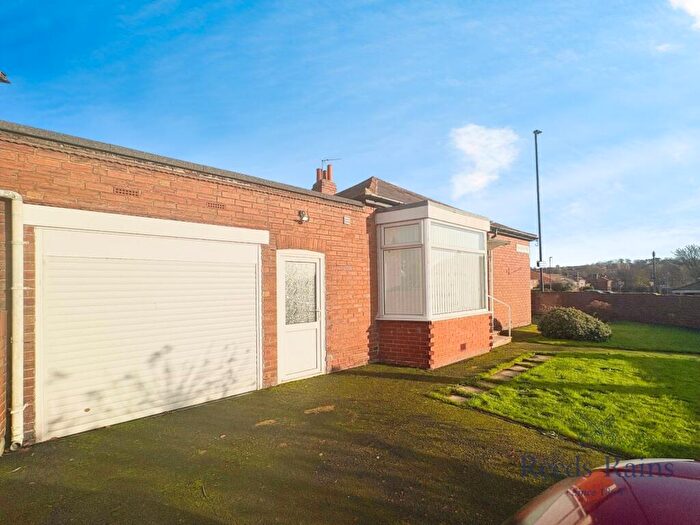 2 Bedroom Bungalow For Sale In Ashleigh Road, Newcastle Upon Tyne, Tyne And Wear, NE5