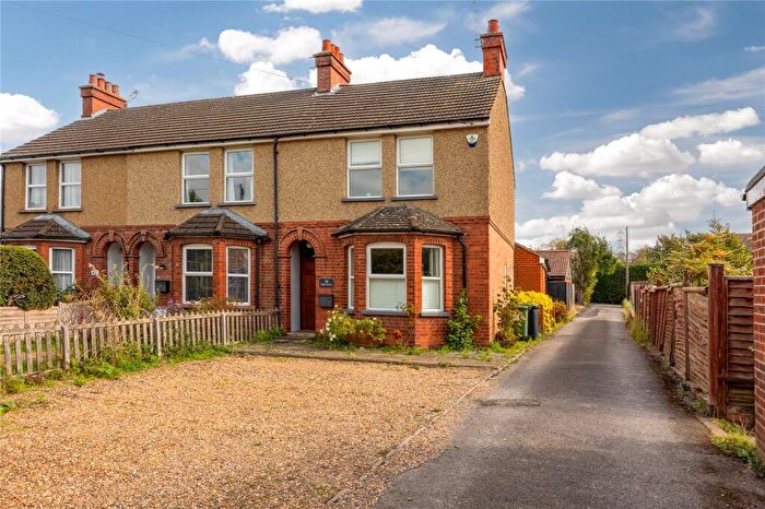 4 Bedroom End Of Terrace House For Sale In High Street, Westoning, Bedfordshire, MK45