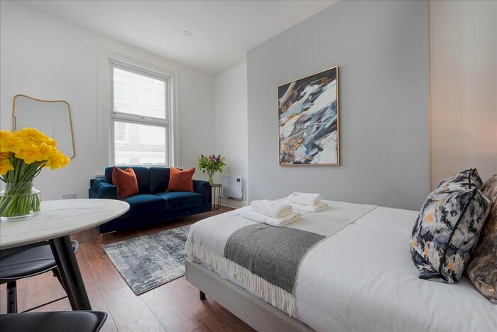 Studio To Rent In Warwick Road (/), London, SW5