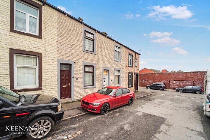 5 Bedroom Terraced House For Sale In Evelyn Street, Burnley, BB10