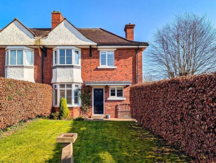 3 Bedroom Semi Detached House For Sale In The Green, Lowdham, Nottingham, NG14