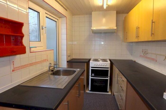 2 Bedroom Property To Rent In Providence Street, Plymouth, PL4