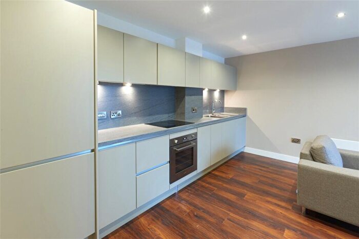 2 Bedroom Apartment To Rent In Greengate Salford, M3