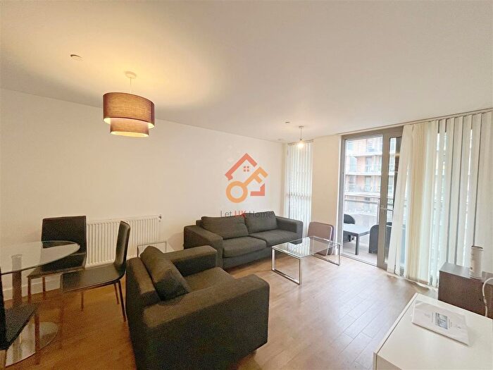 2 Bedroom Flat To Rent In Venice Corte, Elmira Street, London, SE13