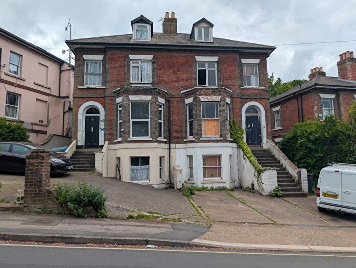 2 Bedroom Flat For Sale In C (Known As B) Willoughby Road, Ipswich, Suffolk, IP2
