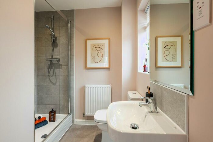 4 Bedroom Detached House For Sale In Grand Union Road Market Harborough, LE16