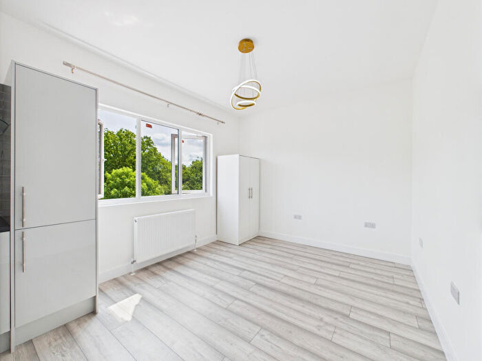 Studio To Rent In Fairfield Crescent, Edgware, HA8