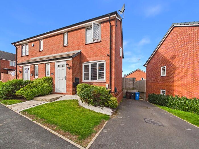 3 Bedroom Semi Detached House For Sale In Bolehill Close, Oakwood, DE21