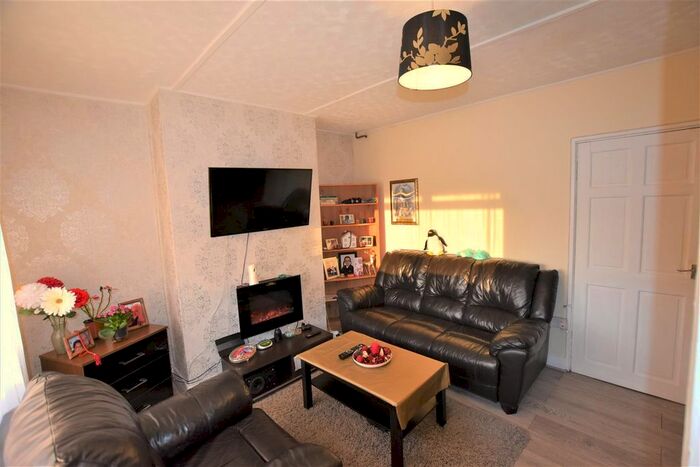 2 Bedroom Detached House To Rent In Fisher Street, Allenton, Derby, DE24