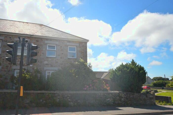 2 Bedroom Property To Rent In College Street, Camborne, TR14