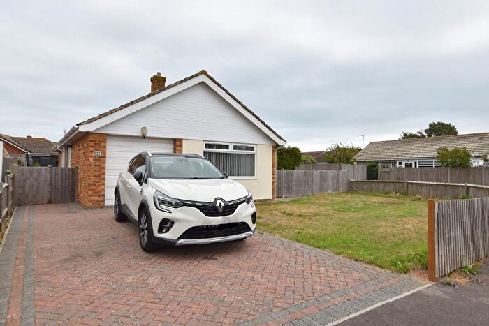 2 Bedroom Detached Bungalow For Sale In Woodland Way, Dymchurch, Romney Marsh, TN29
