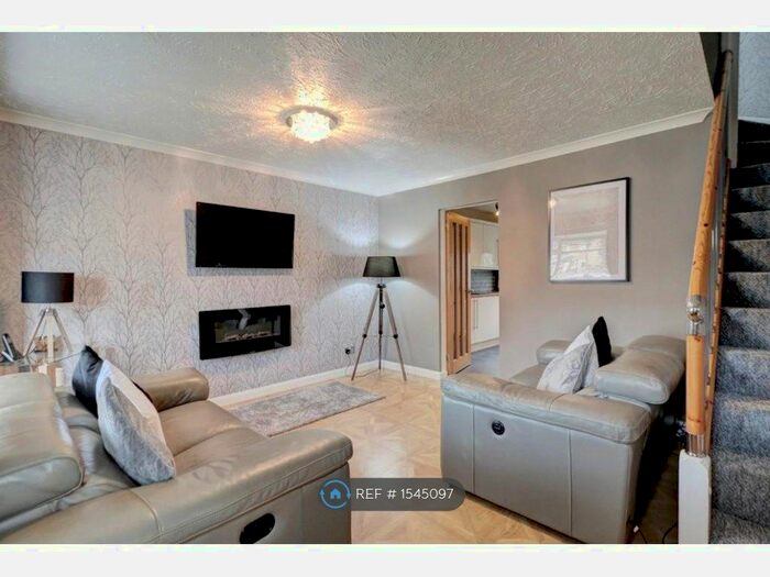 3 Bedroom Terraced House To Rent In Chapelside Avenue, Airdrie, ML6