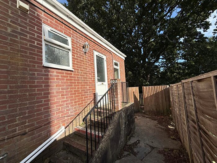 1 Bedroom Flat To Rent In Sirdar Road, SO17