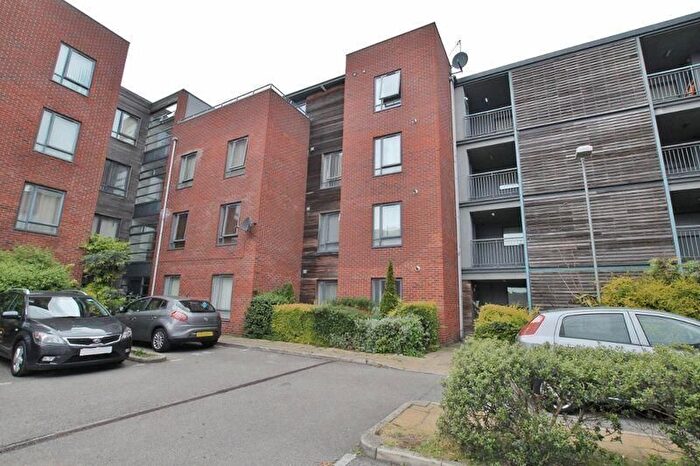 2 Bedroom Flat To Rent In Carlett View, Liverpool, L19