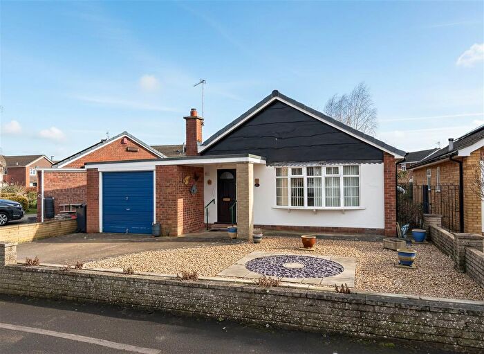 3 Bedroom Detached Bungalow For Sale In Trent Avenue, Huntington, York, YO32