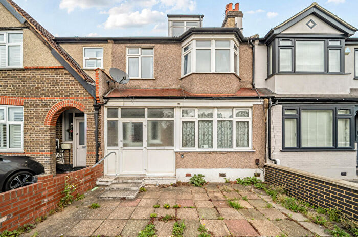 4 Bedroom Terraced House For Sale In Commonside East, Mitcham, CR4