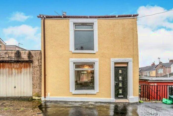 2 Bedroom Property To Rent In Delhi Street, Swansea SA1