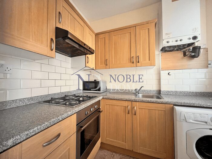 2 Bedroom Flat To Rent In Broadway, W13