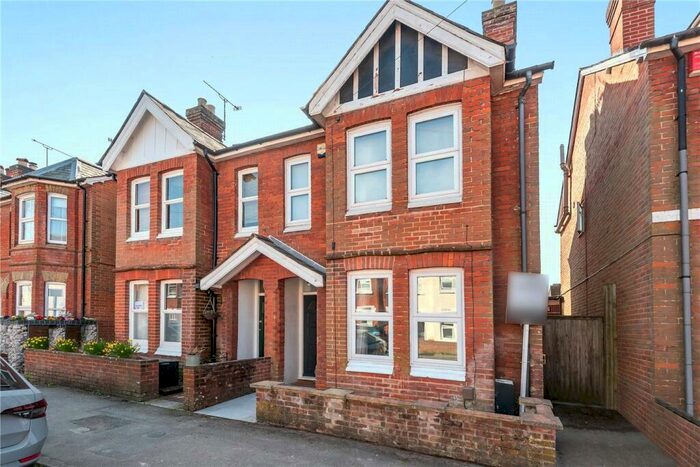 3 Bedroom Semi-Detached House To Rent In Nuns Road, Winchester, Hampshire, SO23