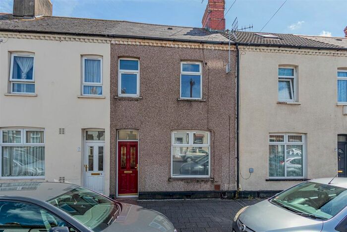3 Bedroom Terraced House To Rent In Cornwall Street, Grangetown, Cardiff, CF11