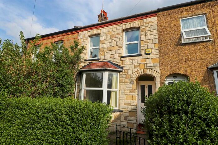 3 Bedroom Terraced House For Sale In Hows Close, Uxbridge, UB8