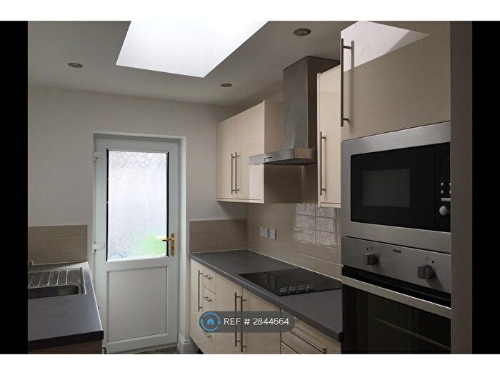 2 Bedroom Terraced House To Rent In Chaucer St, York, YO10