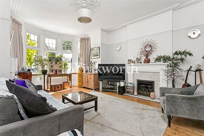 5 Bedroom Semi-Detached House For Sale In The Mall, London, N14