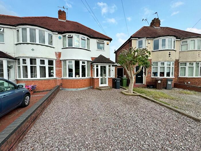 3 Bedroom Semi Detached House For Sale In Wellsford Avenue, Solihull, B92